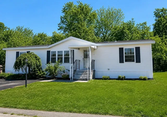 Homes for sale in North Attleboro, MA | 637 South Washington Street #22, North Attleboro, MA 02760 | MLS# 73546668