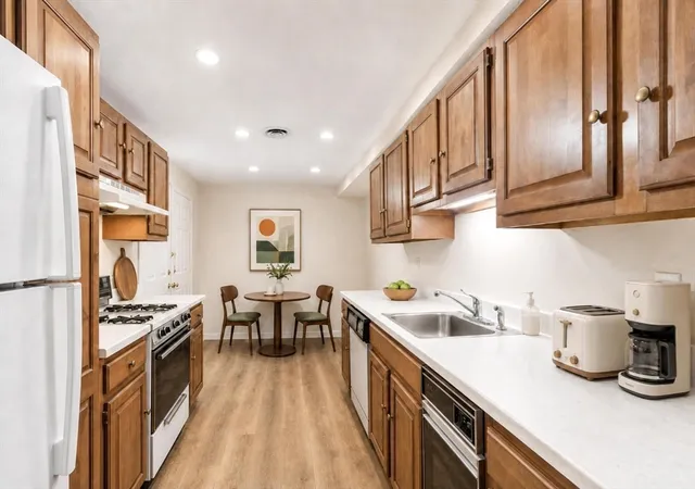 Photo 4 of Condo for sale at 255 North Rd #187, Chelmsford, MA 01824 | MLS# 73563997 | Listing updated on 2026-09-06
