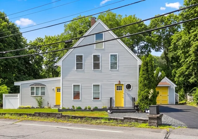 1st image of 73 Wareham St, Middleboro, MA 02346 | MLS# 73546235