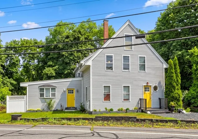 37th image of 73 Wareham St, Middleboro, MA 02346 | MLS# 73546235