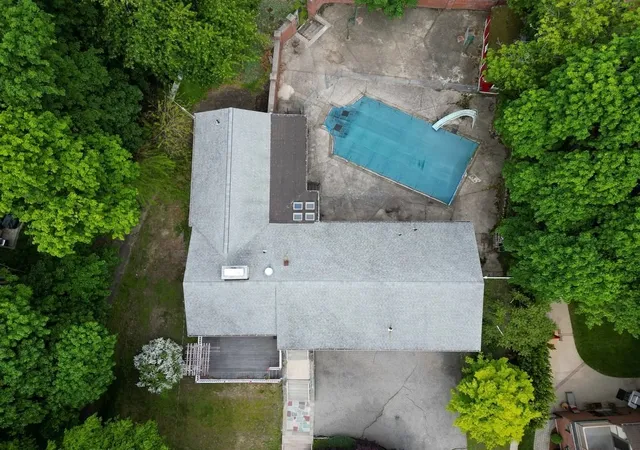 Photo 3 of Sale Pending at 179 Woburn St, Medford, MA 02155 | MLS# 73528457 | Listing updated on 2026-09-19