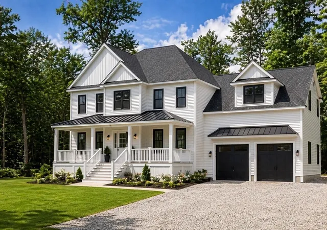 Homes for sale in Upton, MA | 32 Mendon St, Upton, MA 01568 | MLS# 73522448