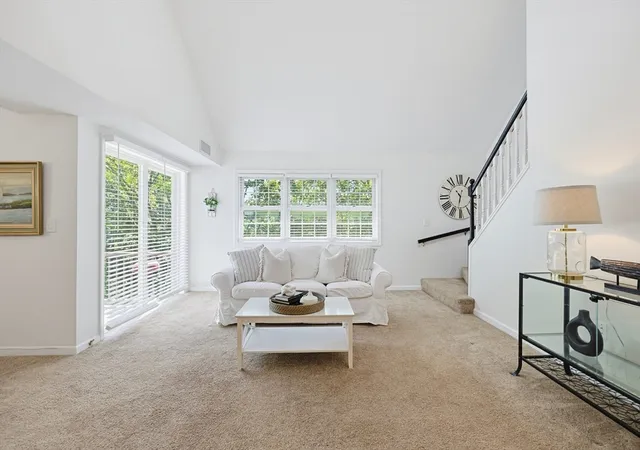 Listing Photo 4 - Condo for sale in building located at 16 Valiant Wy, Salem, MA 01970 - Unit #16