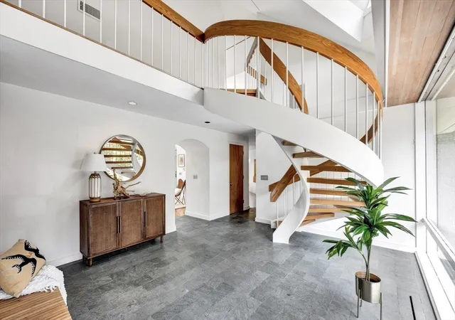 5th image of 44 Carey Lane, Falmouth, MA 02540 | MLS# 73542241