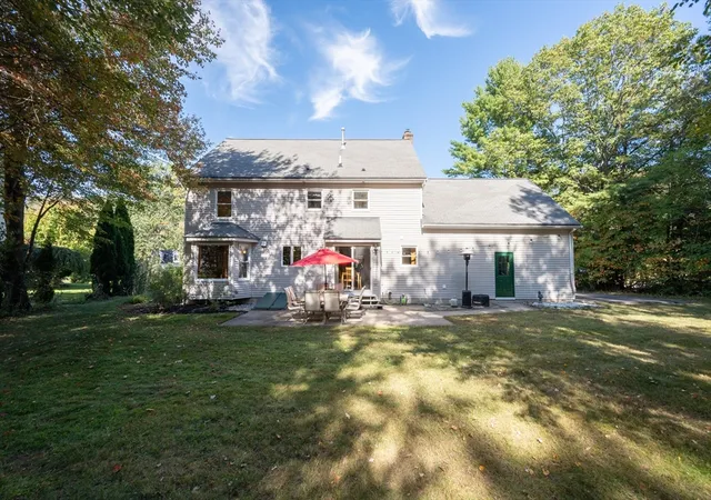 Photo 4 of Sale Pending at 15 Ribero Dr, Franklin, MA 02038 | MLS# 73440950 | Listing updated on 2025-10-22