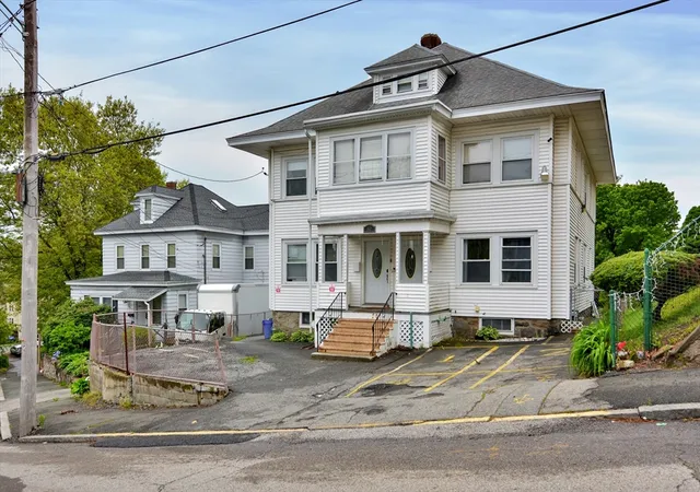 2nd image of 52 Howard St, Lawrence, MA 01841 | MLS# 73241017