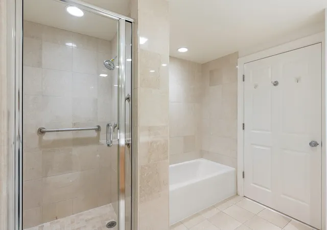 Homes for sale in Boston, MA | 10 Bowdoin St, Boston, MA 02114 | Houzeo