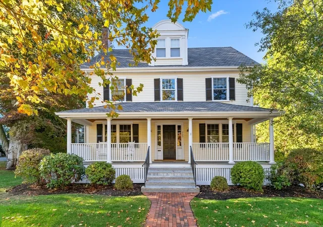 1st image of 209 Waltham St, Lexington, MA 02421 | MLS# 73495764