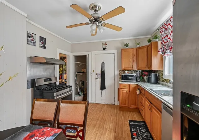 Homes for sale in Somerville, MA | 152-154 Glen St, Somerville, MA 02145 | MLS# 73528936