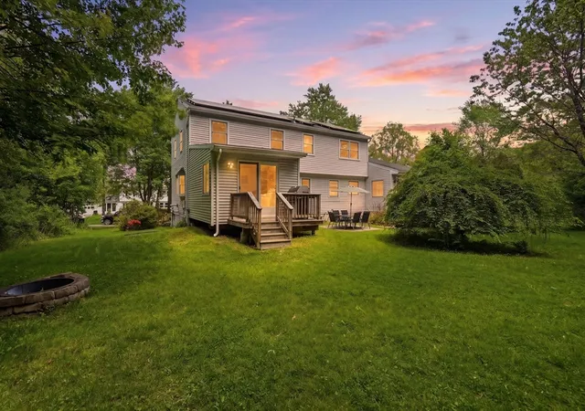 Homes for sale in Amherst, MA | 189 Pondview Dr, Amherst, MA 01002 | MLS# 73526180