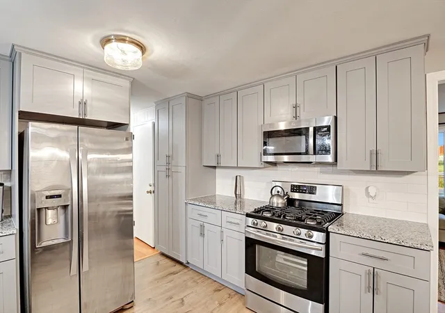 4th image of 161 Fernbank Rd, Springfield, MA 01129 | MLS# 73526475