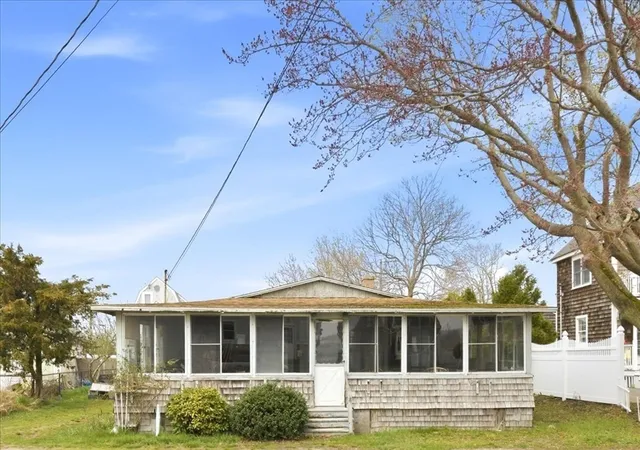 Homes for sale in Marshfield, MA | 64 Central St, Marshfield, MA 02020 | MLS# 73508072