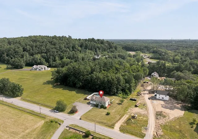Homes for sale in Amesbury, MA | 40 Elmwood Street, Amesbury, MA 01952 | MLS# 73543927