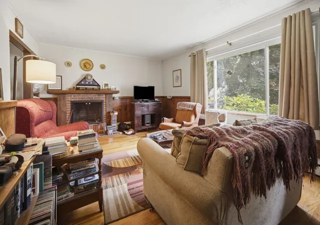 Photo 4 of Single family home for sale at 149 Old Farm Rd, Springfield, MA 01119 | MLS# 73548132 | Listing updated on 2026-08-15