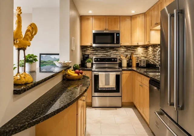 Homes for sale in Boston, MA | 96 Gainsborough St #404W, Boston, MA 02115 | MLS# 73545984