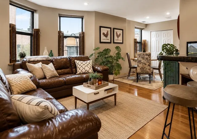 Homes for sale in Boston, MA | 96 Gainsborough St #404W, Boston, MA 02115 | MLS# 73545984