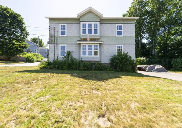 Photo 3 of Multi family home for sale at 17 Hunnewell Rd, Worcester, MA 01606 | MLS# 73549554 | Listing updated on 2026-09-14