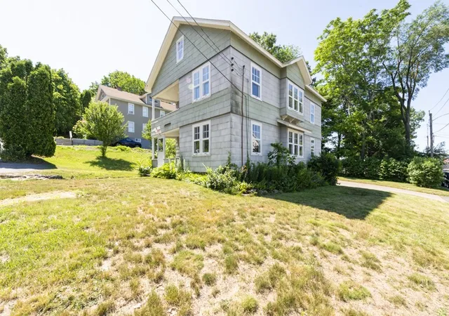 Photo 4 of Multi family home for sale at 17 Hunnewell Rd, Worcester, MA 01606 | MLS# 73549554 | Listing updated on 2026-09-14