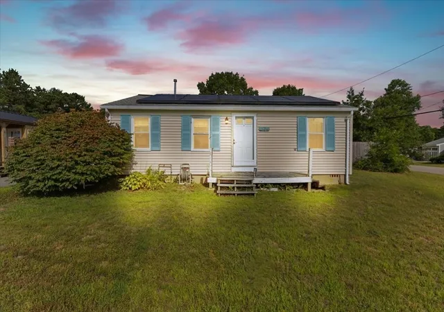 1st image of 28 Sunset Blvd, Wareham, MA 02538 | MLS# 73567920
