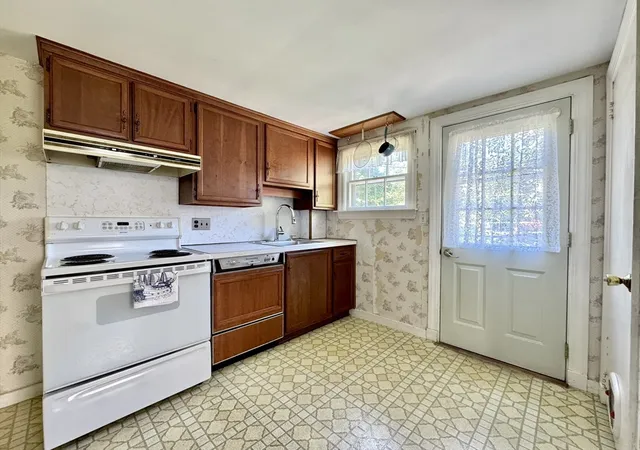 Homes for sale in Marblehead, MA | 262 W Shore Dr, Marblehead, MA 01945 | MLS# 73527716