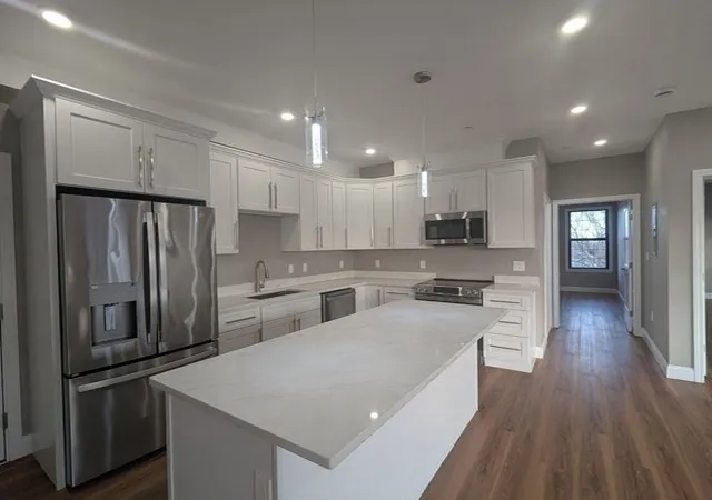 Condominium at 13 Nahant St #4A, Lynn, MA 01902 | MLS# 73422861 | | Sold on 2026-02-02