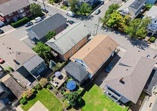 Listing Photo 4 - Condo for sale in building located at 110 W Adams St, Somerville, MA 02144