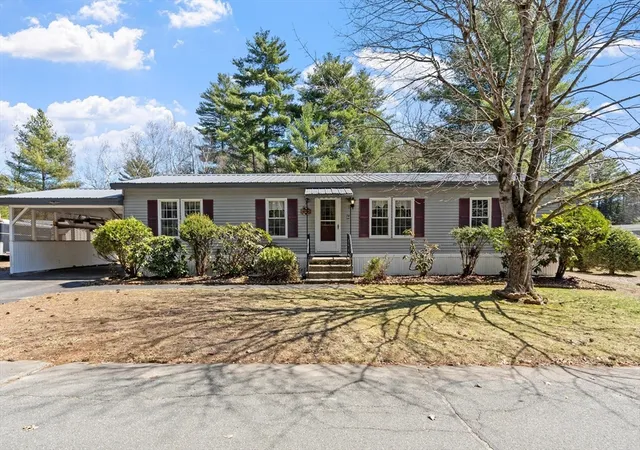Homes for sale in Athol, MA | 74 Earl Dr, Athol, MA 01331 | MLS# 73499932