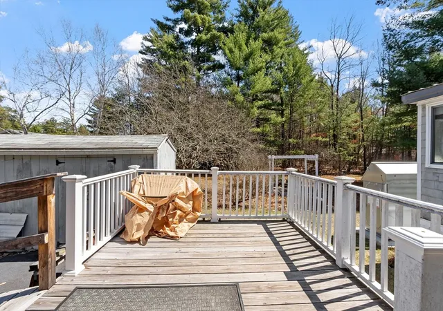Homes for sale in Athol, MA | 74 Earl Dr, Athol, MA 01331 | MLS# 73499932