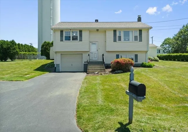 4th image of 77 Marc Ave, Southbridge, MA 01550 | MLS# 73530502