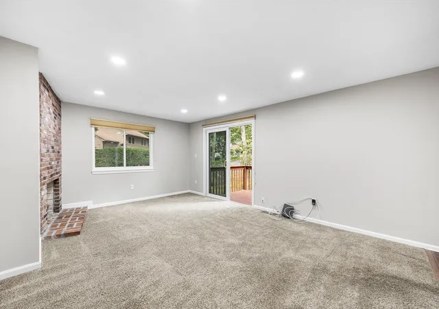 Photo 3 of Condo for sale at 72 E Bluff Rd #72, Ashland, MA 01721 | MLS# 73569126 | Listing updated on 2026-09-14