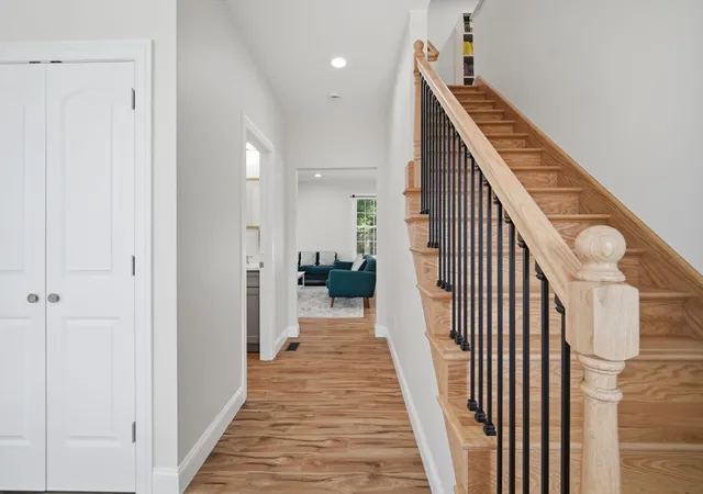 4th image of 24 Medford St, Springfield, MA 01107 | MLS# 73563227