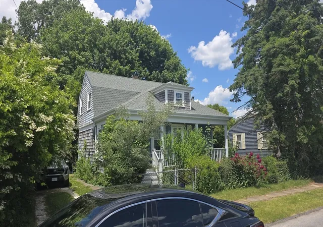 Homes for sale in New Bedford, MA | 39 Frederick Street, New Bedford, MA 02744 | MLS# 73546621