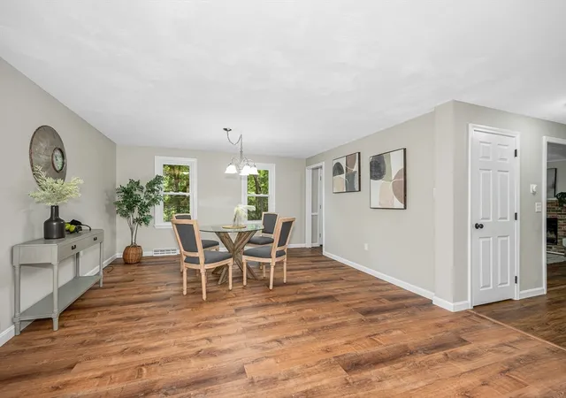 Homes for sale in Westford, MA | 250 Groton Rd, Westford, MA 01886 | MLS# 73547894
