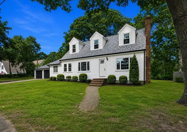 Photo 2 of Single family home for sale at 17 Winthrop Rd, Plymouth, MA 02360 | MLS# 73564205 | Listing updated on 2026-08-20