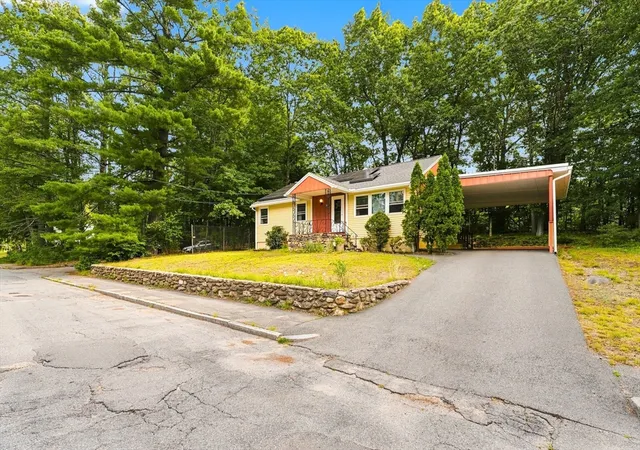 1st image of 94 Causeway St, Fitchburg, MA 01420 | MLS# 73552539