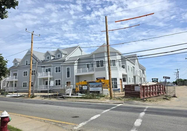 Homes for sale in Warren, MA | 110 School St, Warren, MA 02601