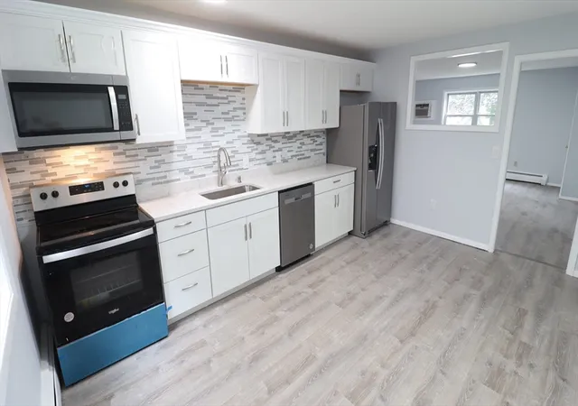 Homes for sale in Leominster, MA | 127 Litchfield Pines Dr #B, Leominster, MA 01453 | MLS# 73547885