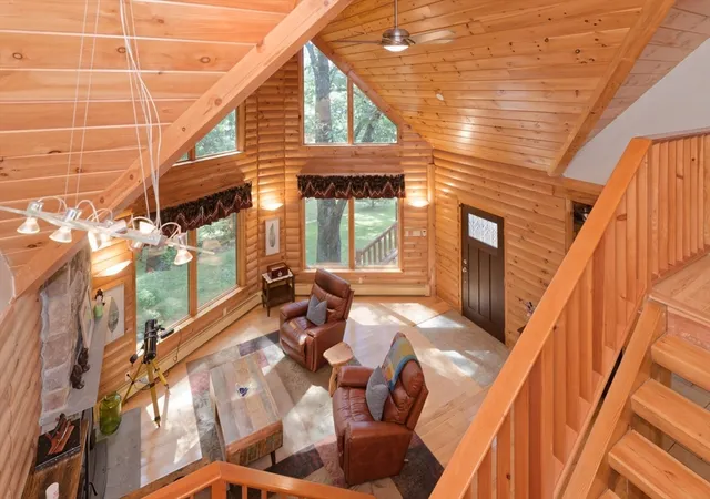 2nd image of 55 Breakneck Hill Rd, Southborough, MA 01772 | MLS# 73537849