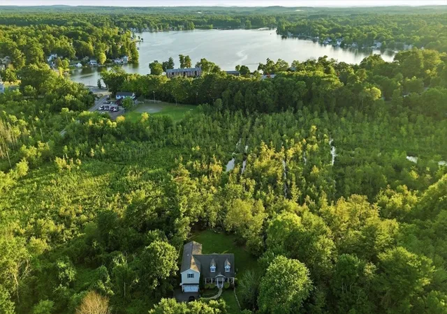 42nd image of 33 Park Ter, Dracut, MA 01826 | MLS# 73541686
