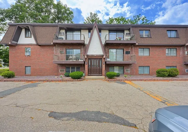 Homes for sale in Randolph, MA | 39 West St #A1, Randolph, MA 02368 | MLS# 73540081