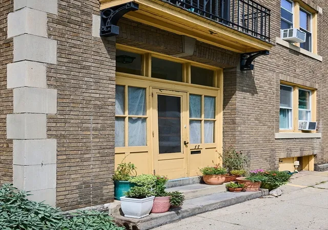 2nd image of 17 Clark Ave, Northampton, MA 01060