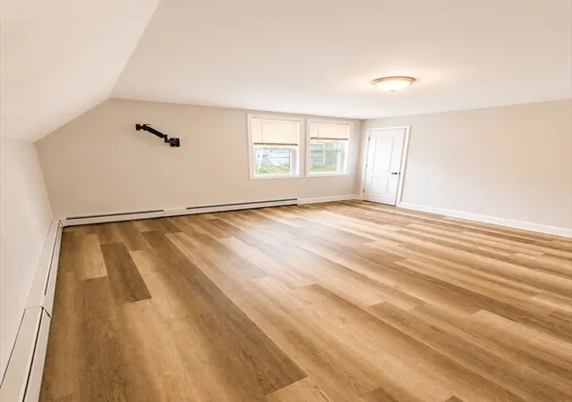 12th image of 19 Westminster St, Worcester, MA 01605 | MLS# 73540052