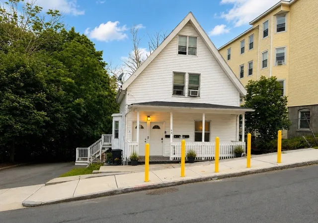 1st image of 19 Westminster St, Worcester, MA 01605 | MLS# 73540052