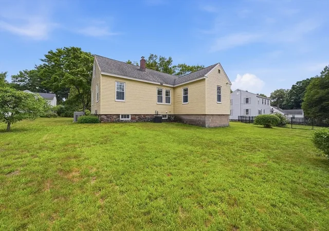 32nd image of 36 Holbrook Rd, North Andover, MA 01845 | MLS# 73553748