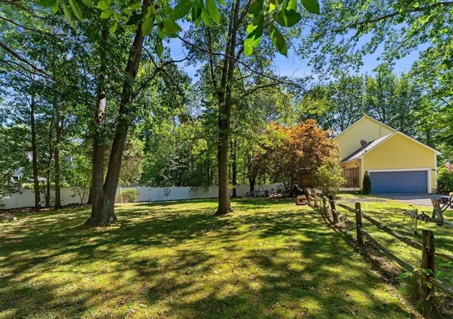 2nd image of 6 Doe Run Dr, Newburyport, MA 01950 | MLS# 73429213