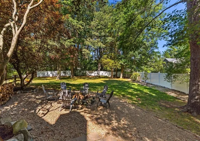 Photo 3 of Sale Pending at 6 Doe Run Dr, Newburyport, MA 01950 | MLS# 73429213 | Listing updated on 2025-11-06
