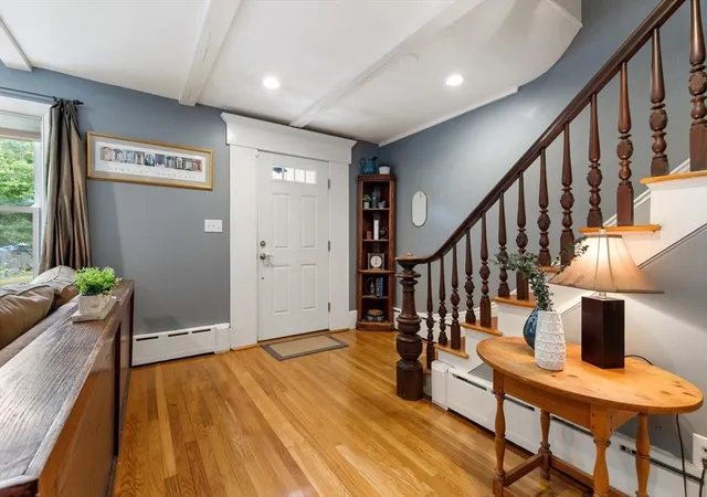5th image of 276 Salem St, Wakefield, MA 01880 | MLS# 73546335