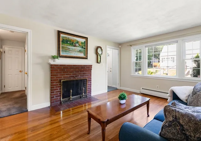Homes for sale in Woburn, MA | 31 Hiawatha Rd, Woburn, MA 01801 | MLS# 73534129