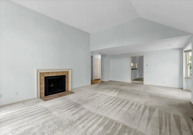 3rd image of 56 Floret Cir, Hingham, MA 02043