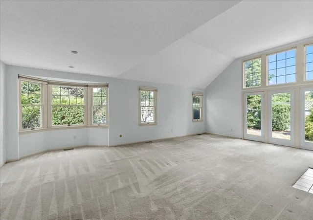 4th image of 56 Floret Cir, Hingham, MA 02043